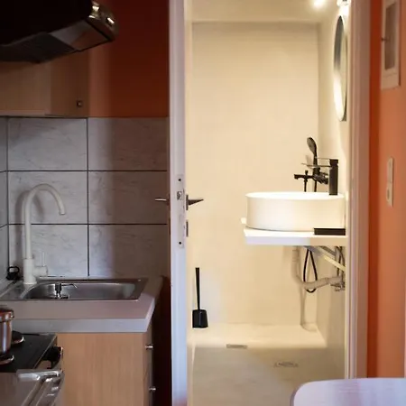 Ryb Colour Apartment Patras Esterno foto